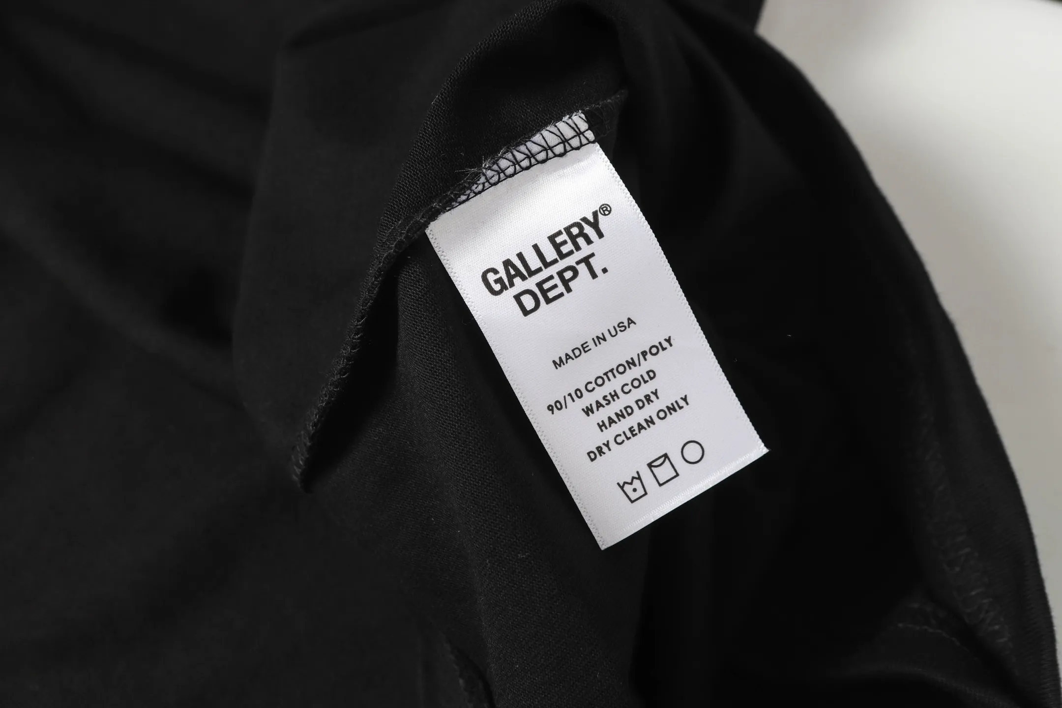 GALLERY.DEPT Summer new short-sleeved model number: D3328P104 Color: black apricot Size: S M L XL